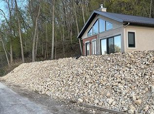 21979 Madison St, Winona, MN 55987