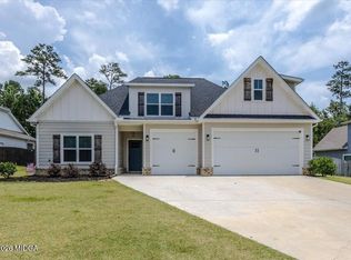 161 Fairway Cir, Macon, GA 31211