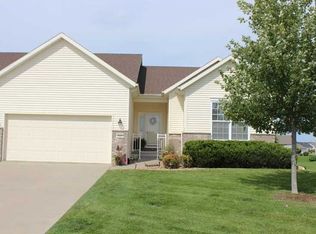 3025 Brookvalley Ct, Marion, IA 52302
