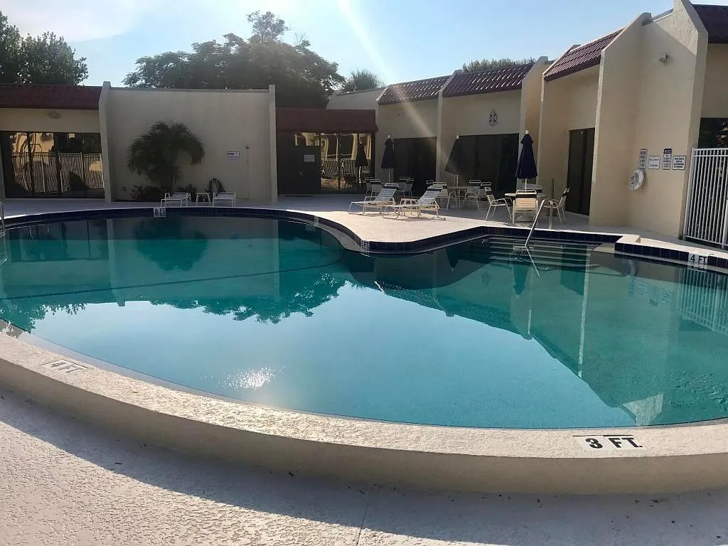 Building Photo - 2050 Oleander Blvd #7-202