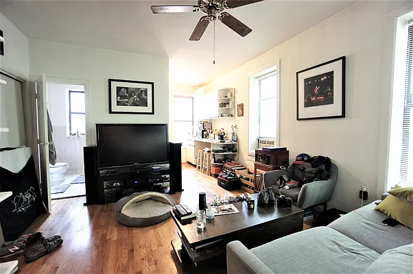 Rented by Compass | media 2