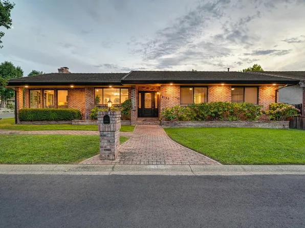 9150 Green Ravine Ln, Fair Oaks, CA 95628