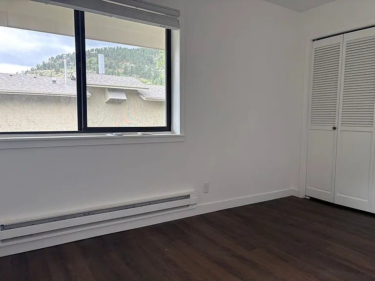 208 Pearl St #I — Photo 19