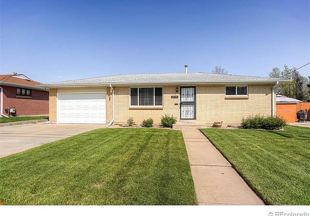 1st image of 2575 W Gunnison Dr