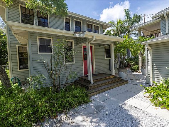 3rd image of 516 Gulf Blvd