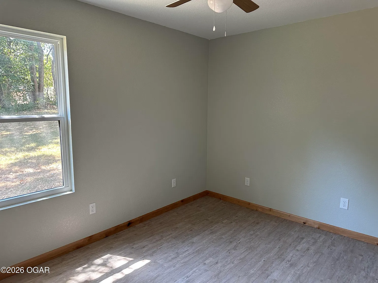 2 bed, 1.0 bath, 700 sqft, $1,000 — Photo 4