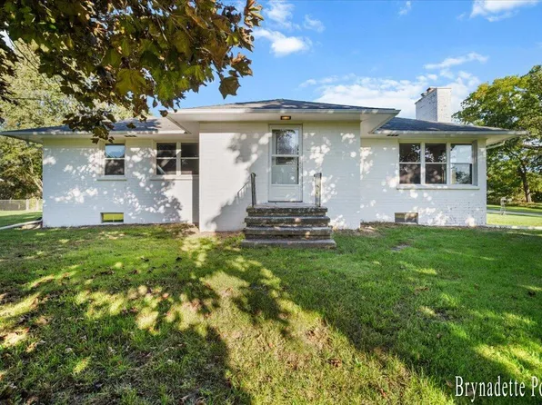 13464 Northland Dr, Cedar Springs, MI 49319