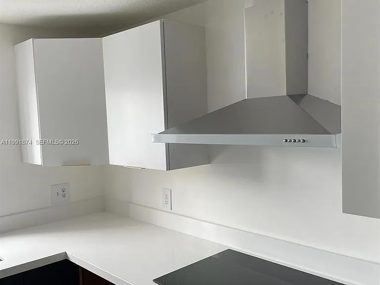 170 SE 14th St #3005 — Photo 15