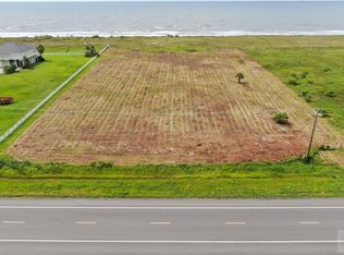 648 Highway 87, Gilchrist, TX 77617