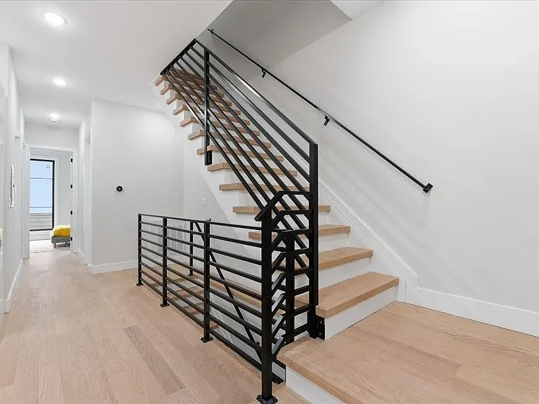 221 Columbia Ave #1 — Photo 6