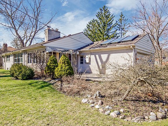 3rd image of 23061 Britner Ct