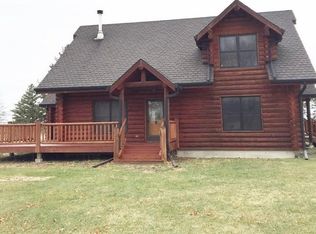 59737 210th St, Nevada, IA 50201