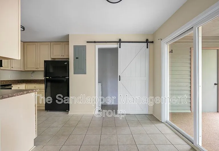 7955 Timbercreek Ln #H — Photo 8