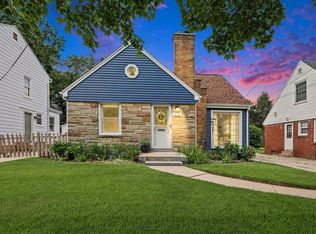 934 Reynard St SE, Grand Rapids, MI 49507