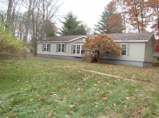 201 Kibbie Lake Rd, Constantia, NY 13044