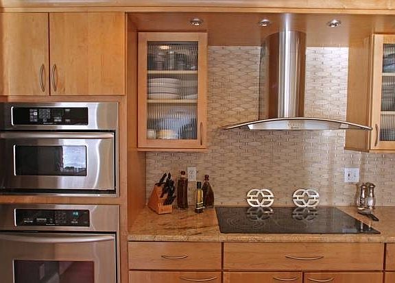 Unique travertine backsplash