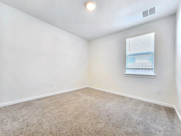 2329 Gabriels Horn Rd — Photo 14