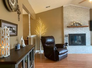 6547 Cross Oak Dr, Memphis, TN 38141