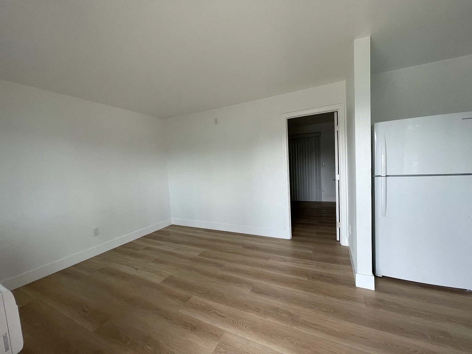 Studio, 480 sqft, $2,075 — Photo 4