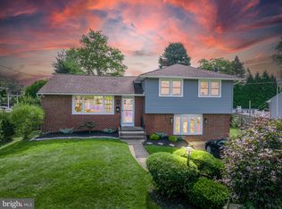 112 E Valleybrook Rd, Cherry Hill, NJ 08034