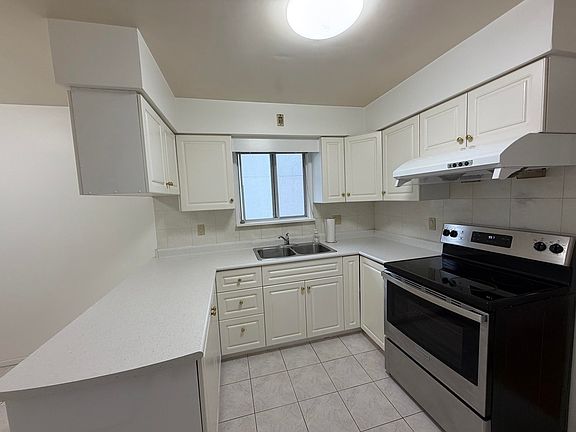 5th image of 77 W 62nd Ave