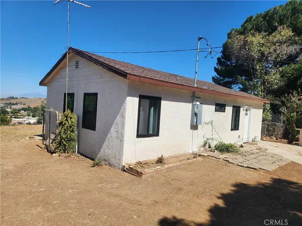 33580 Washington Dr, Yucaipa, CA 92399