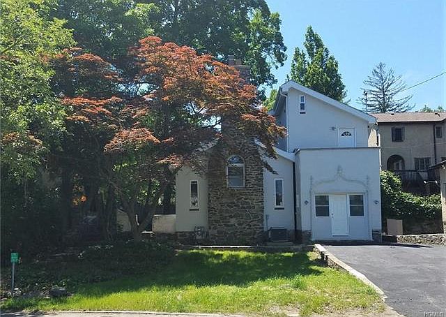 1st image of 419 Weaver St
