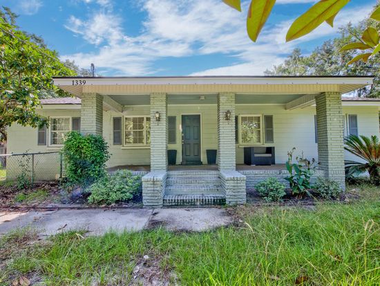 1339 Brownswood Rd, Johns Island, SC 29455