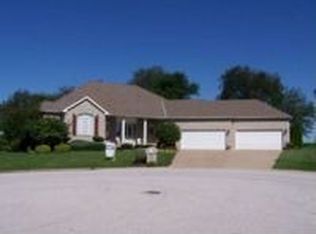 1000 Peach Tree Ln, Quincy, IL 62305