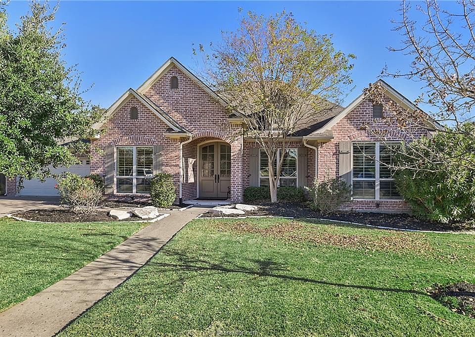 1st image of 4401 Amberley Pl