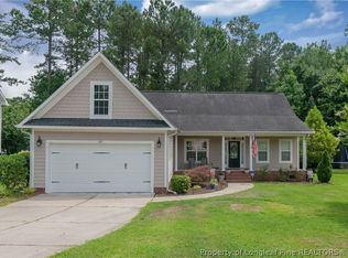 291 Skipping Water Dr, Spring Lake, NC 28390