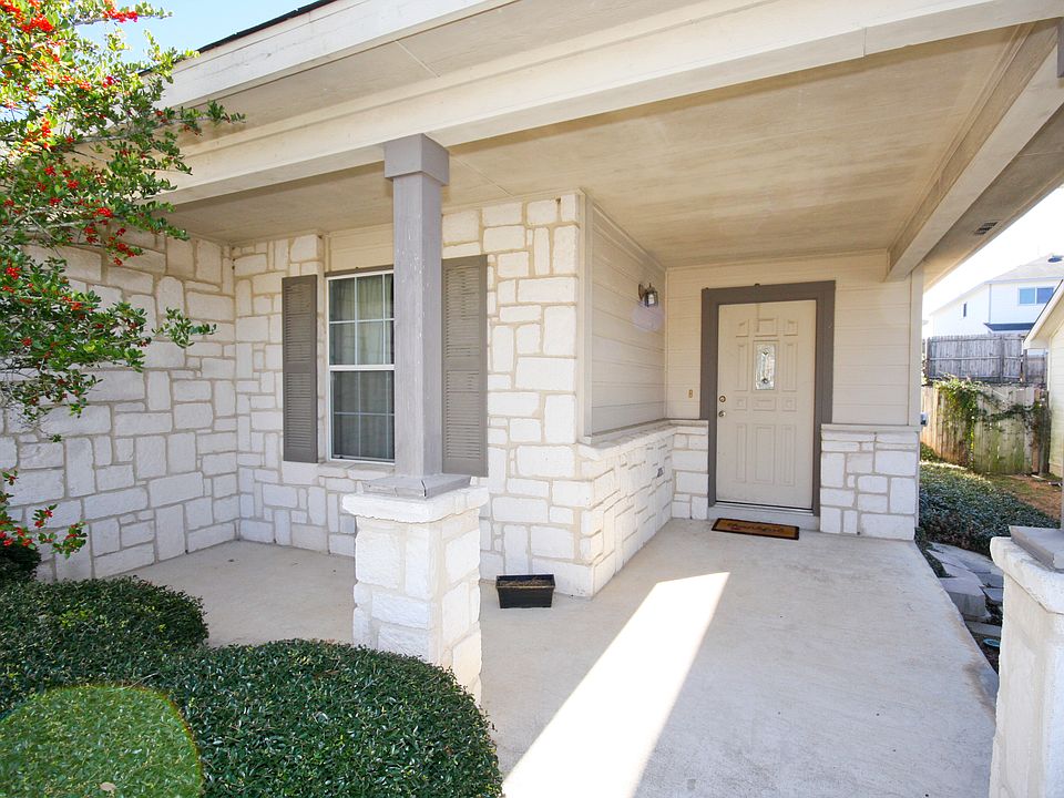 1st image of 3526 Canyon Maple