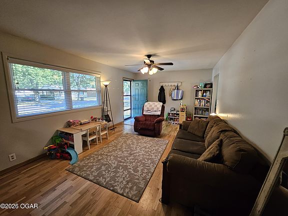 2nd image of 1310 6th St