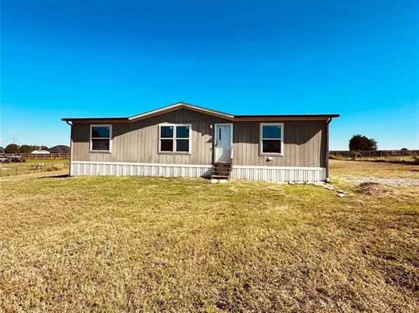 1315 Meadow View Ln, Blanchard, OK 73010