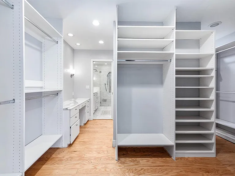 6825 Bellgreen Dr — Photo 24