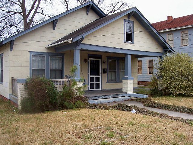 1st image of 219 S Tillery St