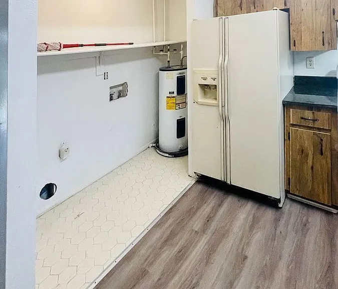 455 Arapahoe Ave — Photo 4