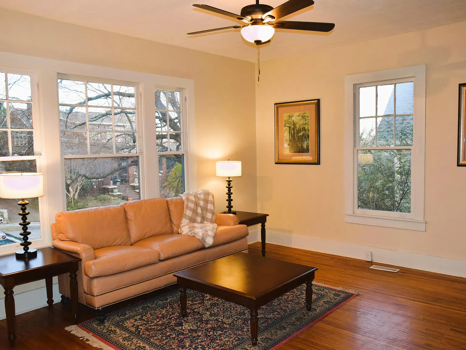 2 bed, 1200 sqft, $1,950 — Photo 3