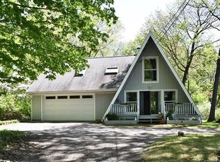 1520 Byam Rd, Cheshire, CT 06410