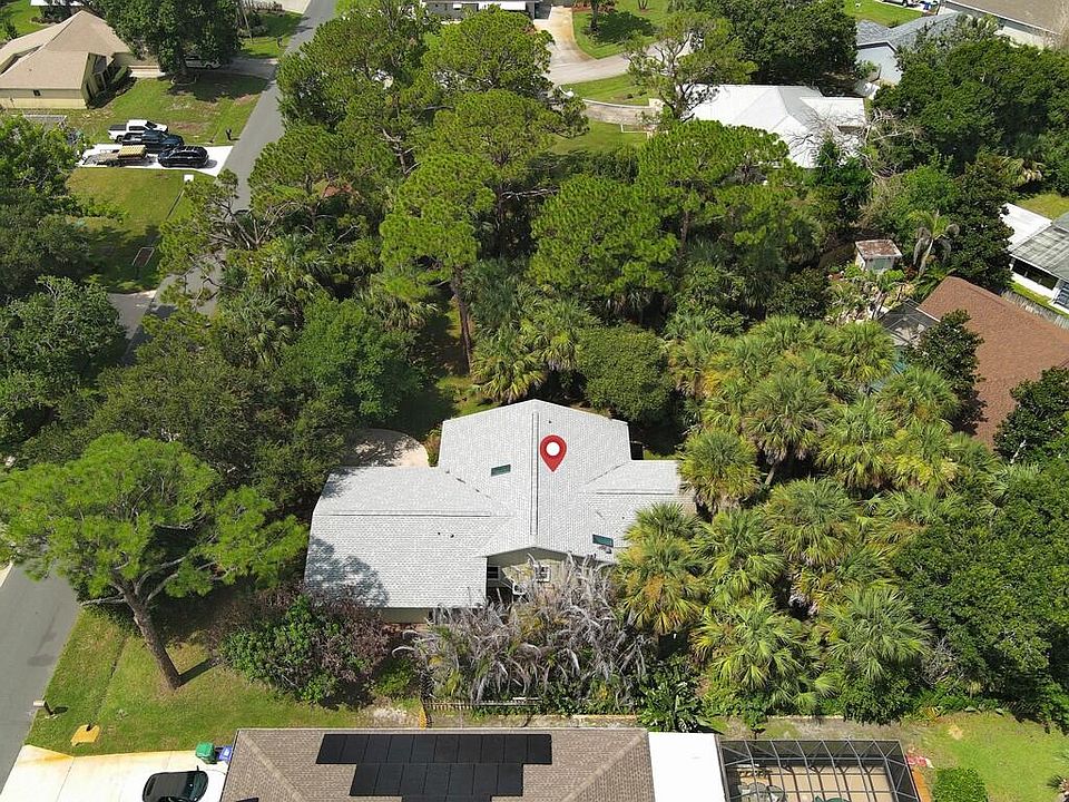 2nd image of 722 Wentworth Street