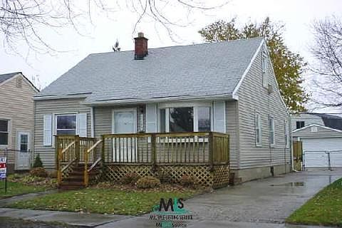 1st image of 17499 W Ivanhoe St