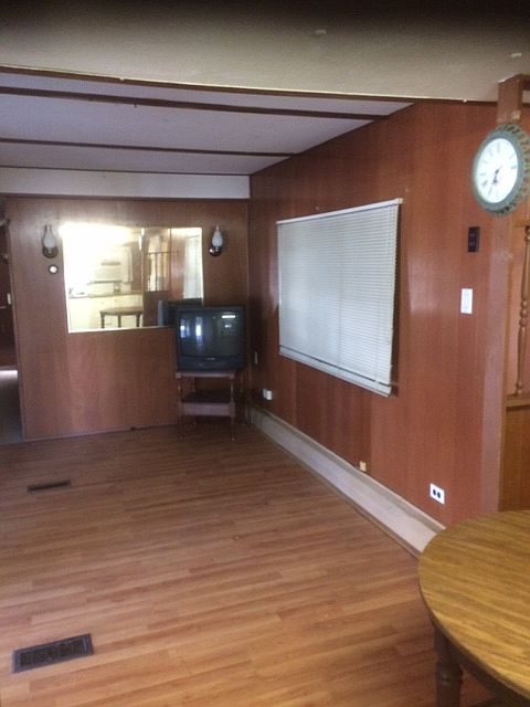 2nd image of 2102 Shady Cove Dr