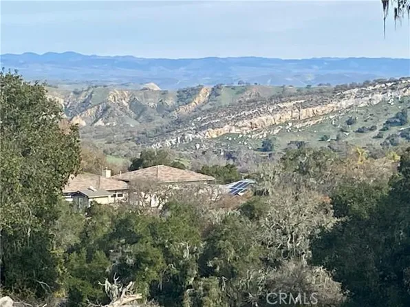 9960 Bluegill Dr, Paso Robles, CA 93446