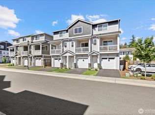 18133 1st Pl SW, Normandy Park, WA 98166