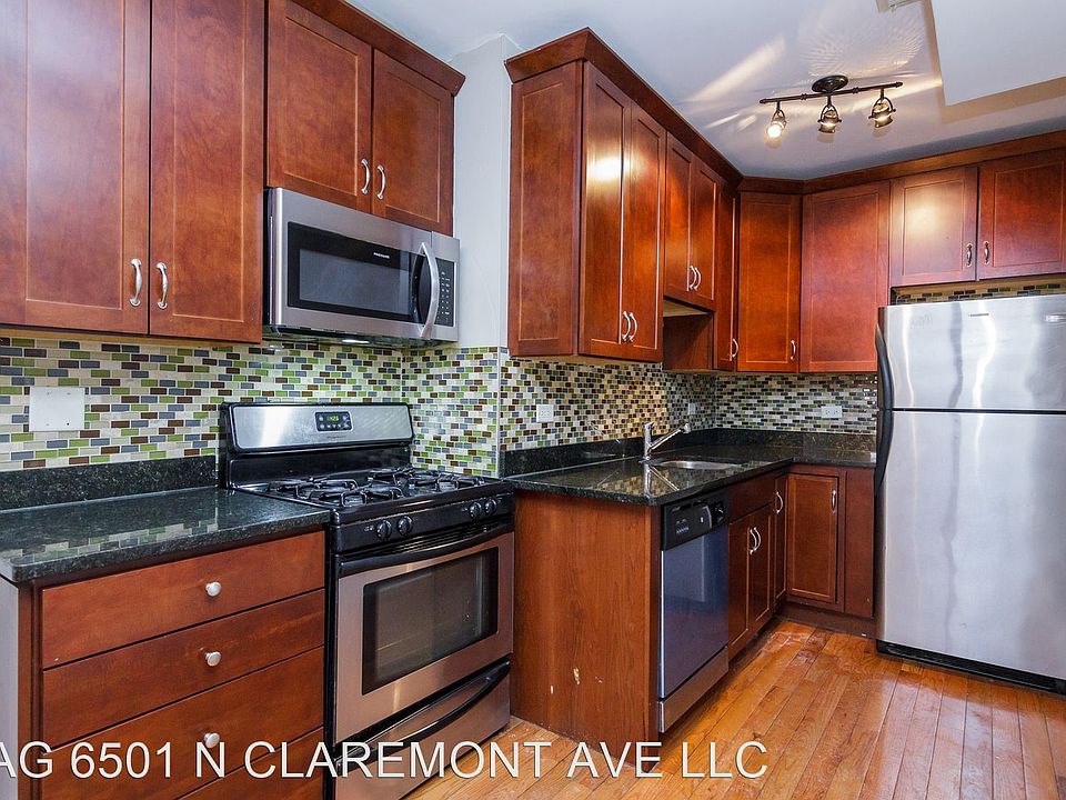 1st image of 6501 N Claremont Ave APT 3