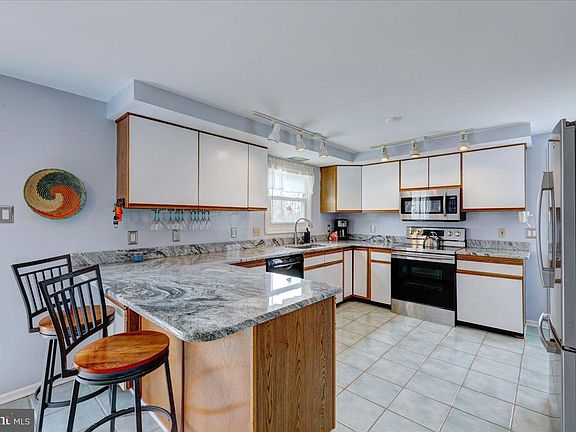5th image of 37775 Crab Bay Ln