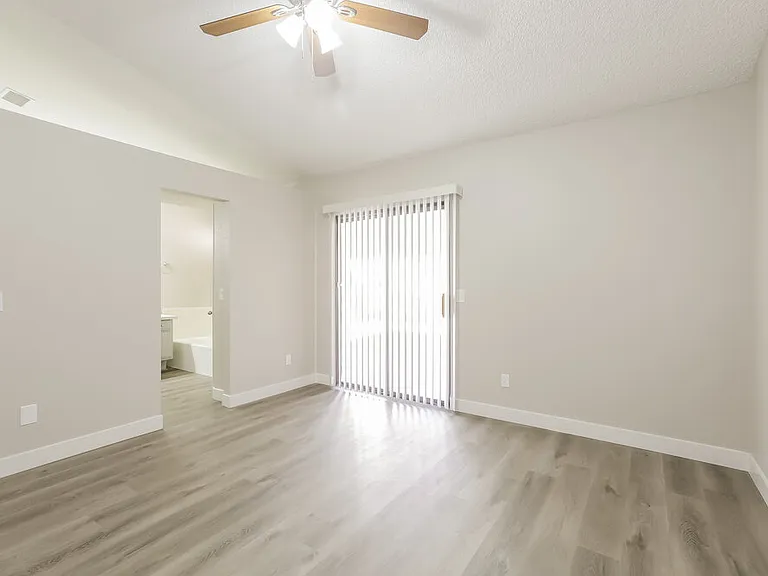 1330 White Dr — Photo 10