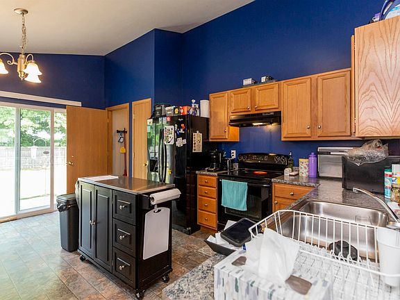 5th image of 1008 Mallard Dr