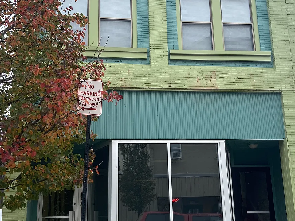 144 W Pearl St #1