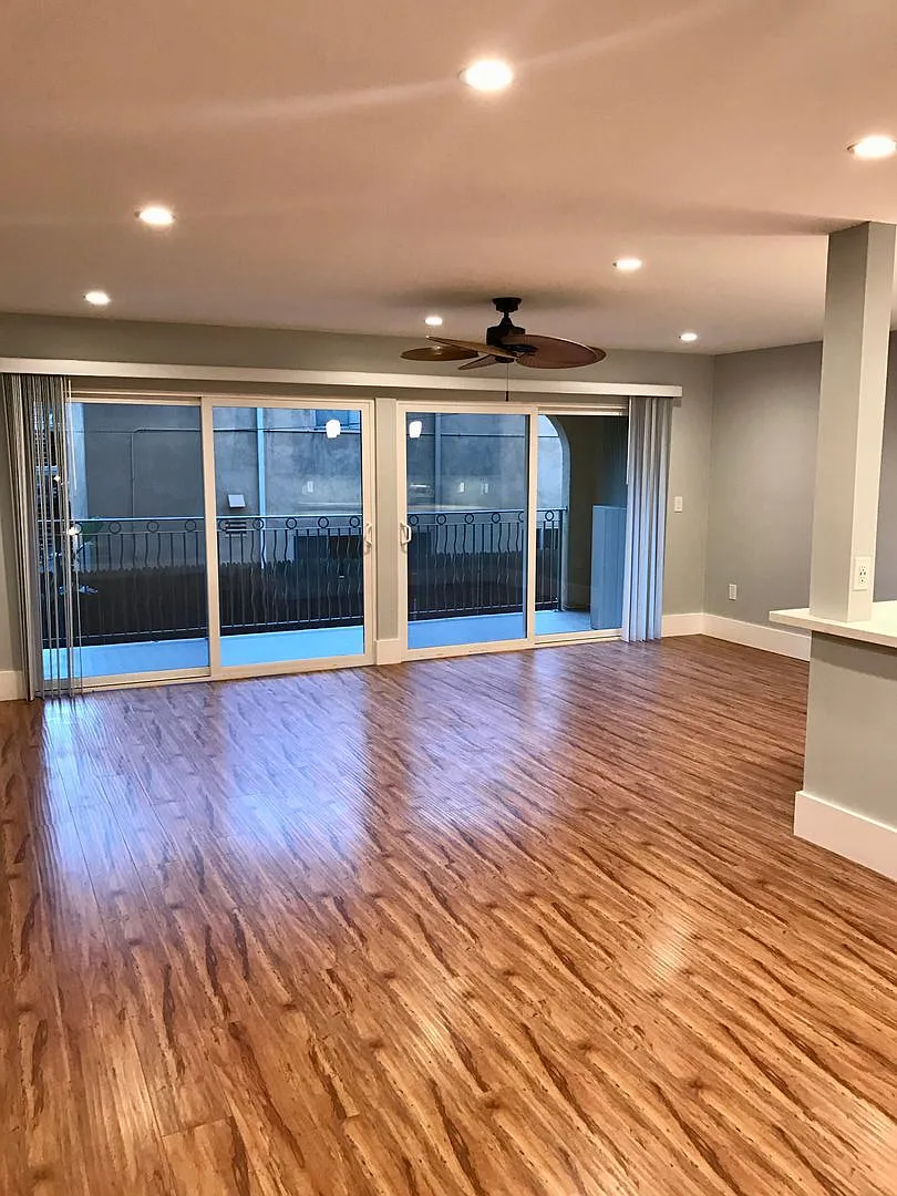 215 Euclid Avenue — Photo 2